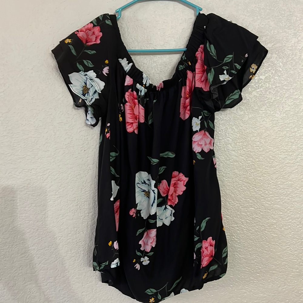 Off the shoulders blouse.